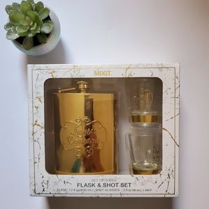 Mixit gold flask & shot glass NIB gift set